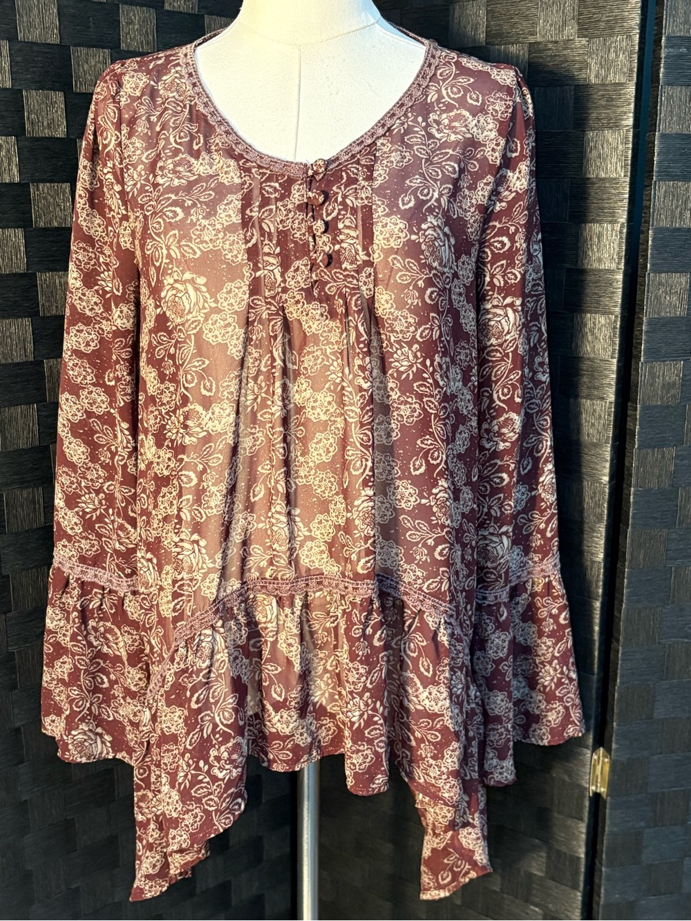 Blu Pepper Sheer Floral Bell Sleeve Peasant Blouse Mauve Boho Tunic